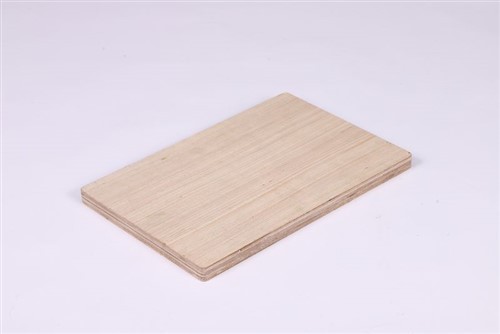 Moto Yakatemerwa Plywood 12mm